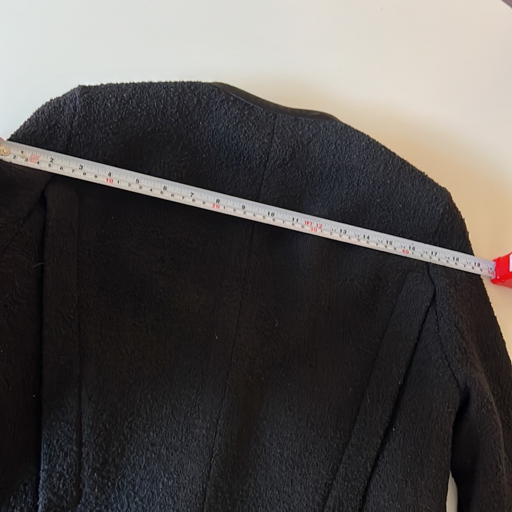 Chanel Jacket - Picture 14 of 17